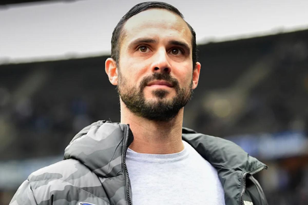 Fue el entrenador de moda y ahora trabaja en dos McDonald's: sorprendió a todos con su nueva vida y revela el motivo