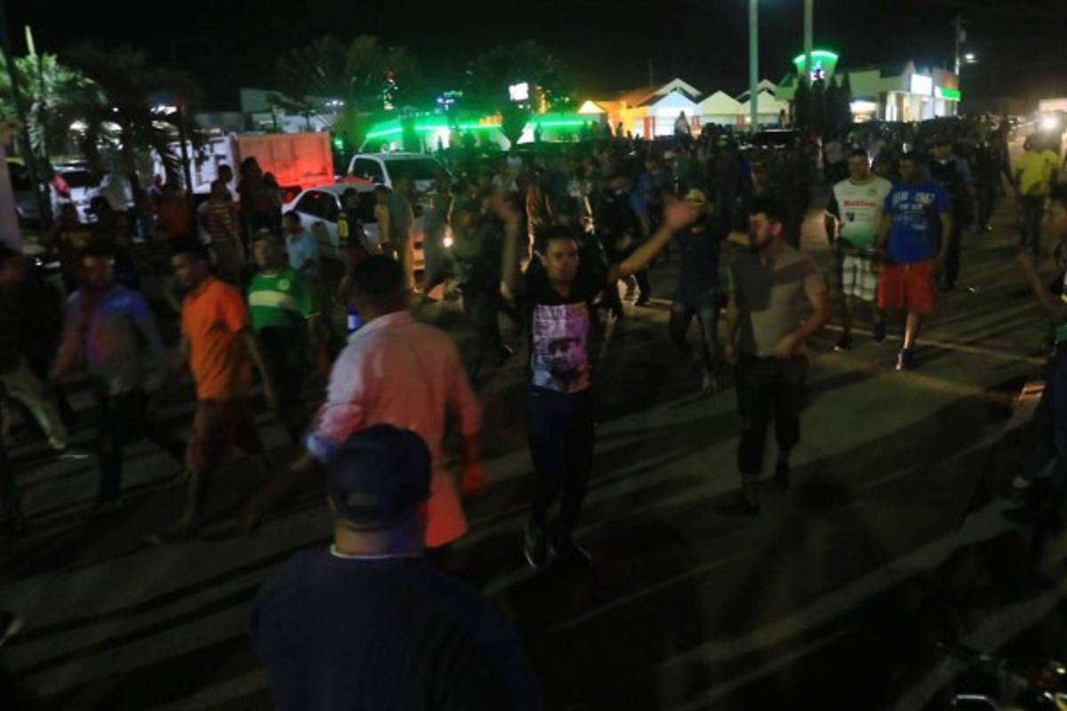 Juticalpa reprocha agresión de la barra del Marathón a sus aficionados y los declaran 'non grato'