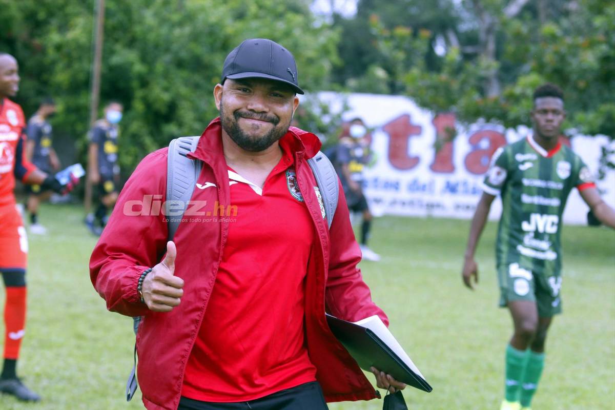Arrancó el Torneo de Reservas: La magia del ‘Nenito’ Obando, los aficionados e invitados de lujo en el Real España-Marathón