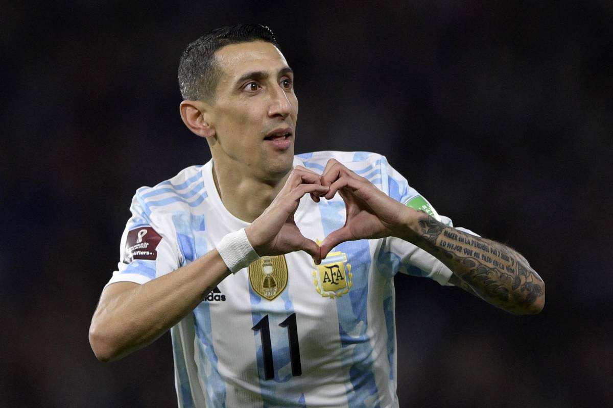 El eterno regalo de Riquelme a Messi, impactado con la “12” y el nuevo récord que rompió en el Argentina-Venezuela