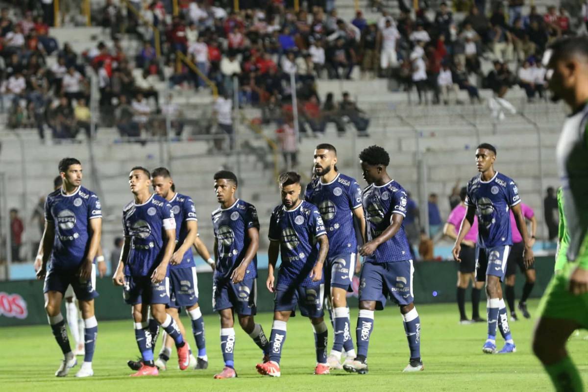 Son una vergüenza; desastroso: así reacciona la prensa contra Motagua por la dura eliminación ante Olimpia