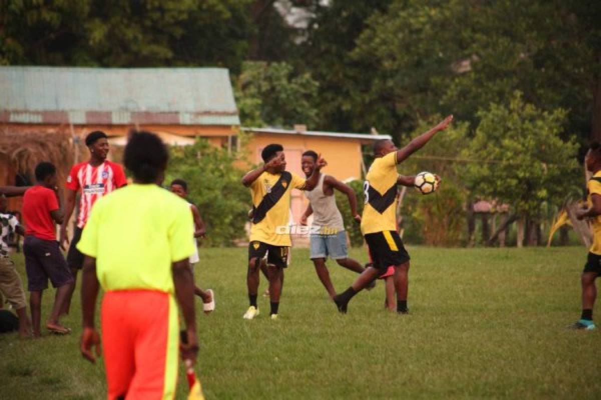 Marvin Chávez revive sus mejores tiempos haciendo fútbol en Sambo Creek