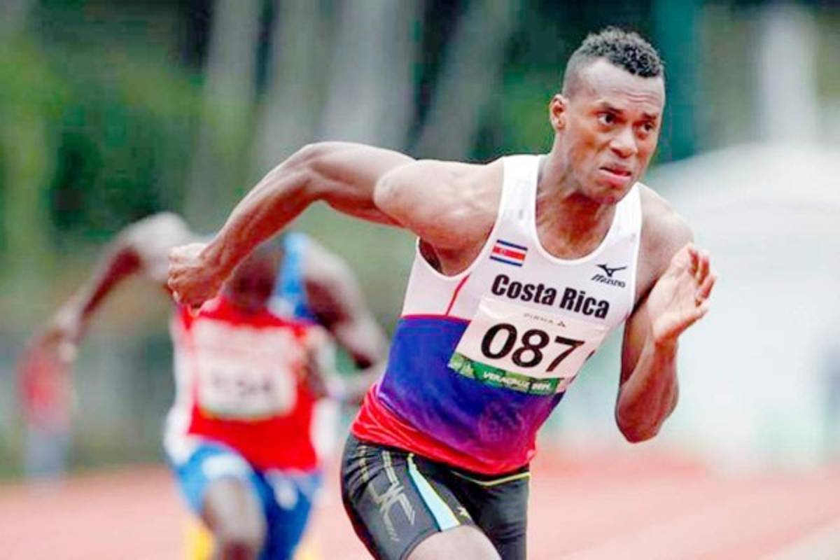 Costarricense Nery Brenes descalificado en primera ronda de 400&nbsp;&nbsp;&nbsp;
