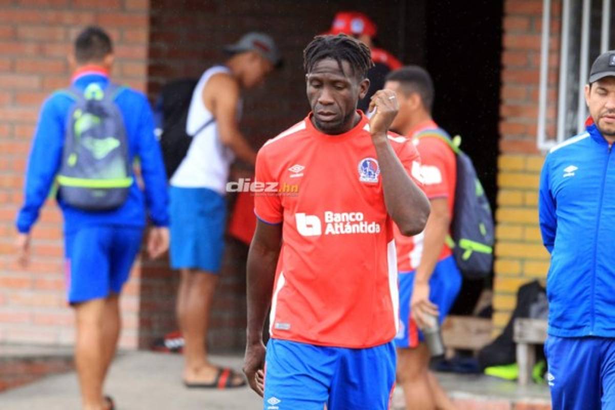 FOTOS: Caras serias y hermetismo en el entrenamiento de Olimpia