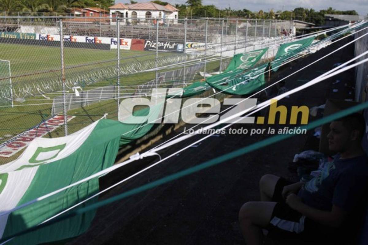 FOTOS: Así son las graderías móviles que se instalan en el Excélsior