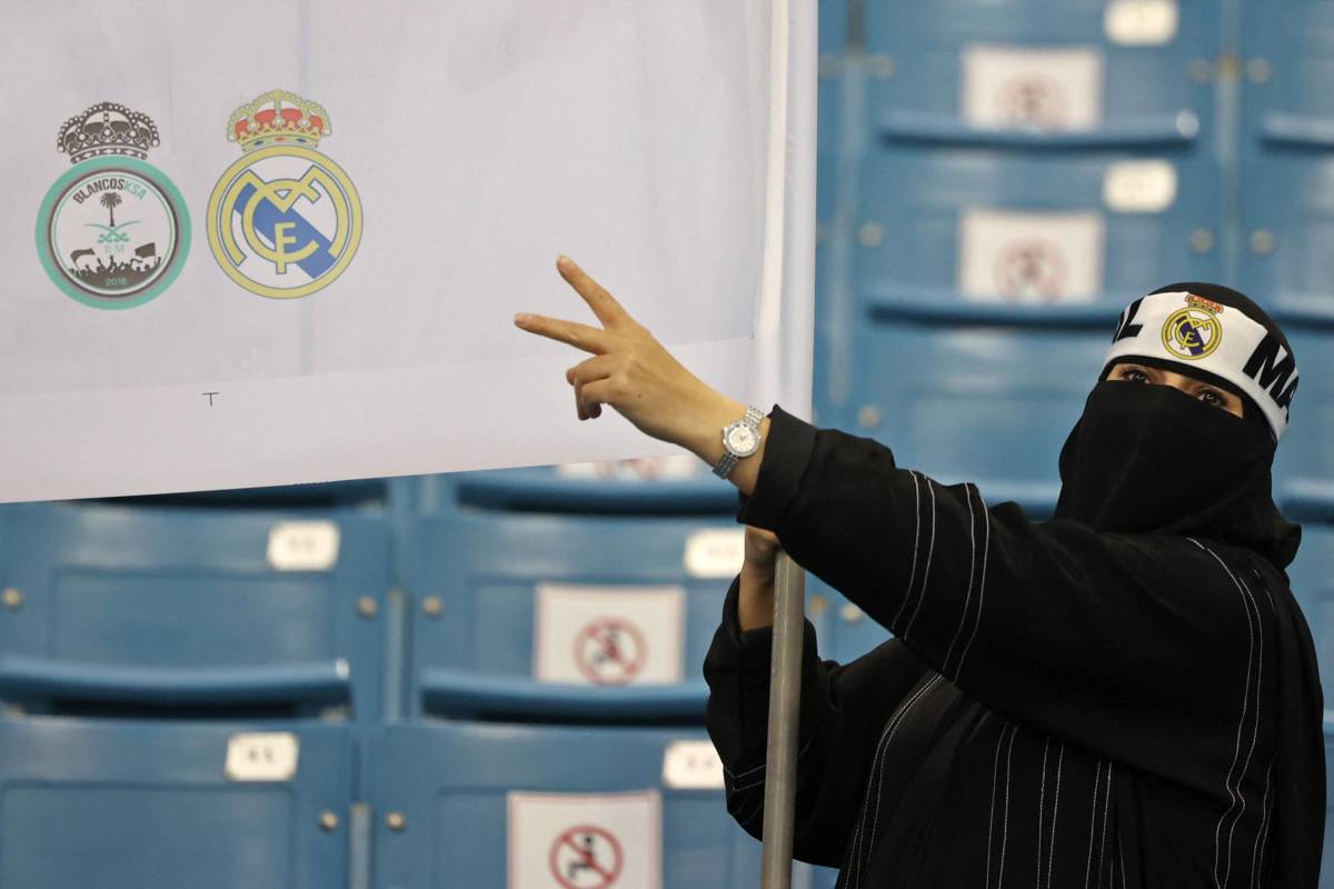 El ‘jeque’ Florentino Pérez, los polémicos penales y la celebración del Real Madrid tras conseguir la Supercopa de España