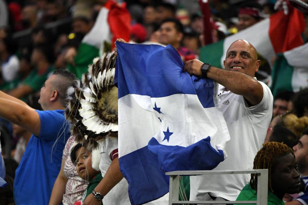 No se vio en TV: El jugador hondureño que no soportó la humillación ante México y así lo vivió Diego Vázquez