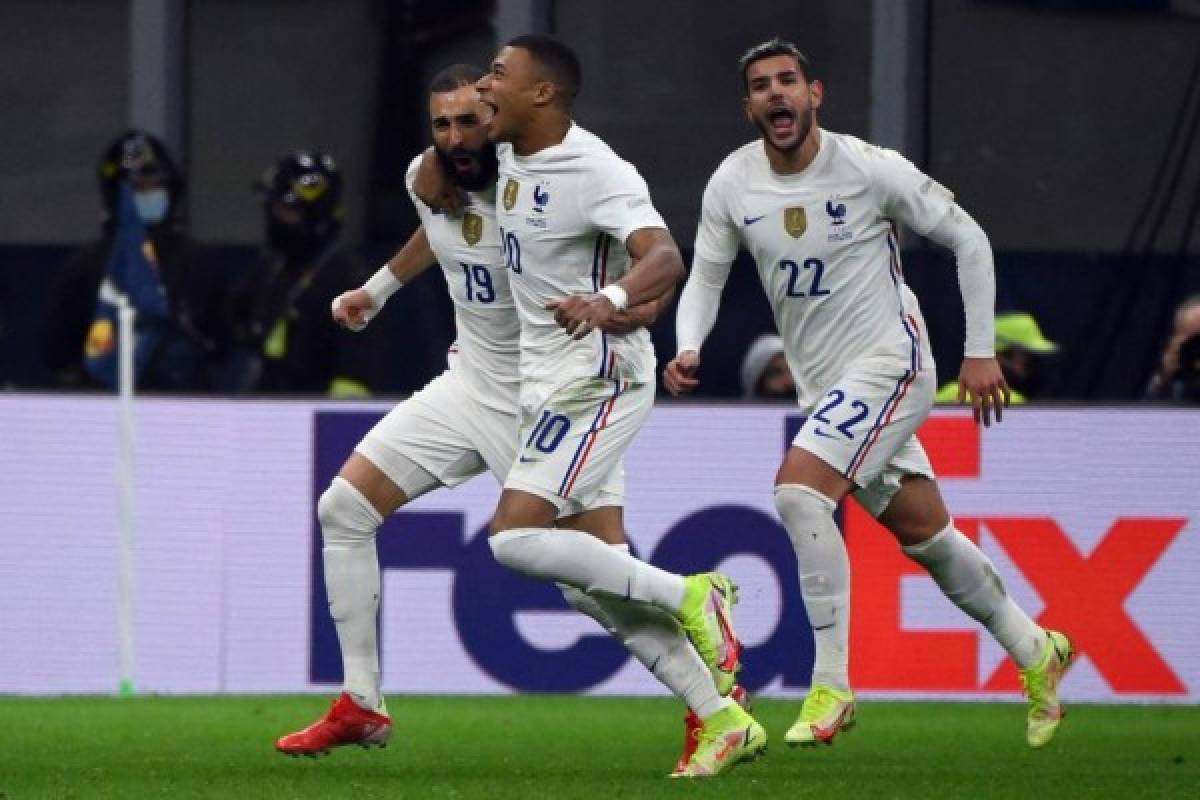 El beso de Mbappé y así celebró con Benzema el título de la Liga de Naciones; Luis Enrique y el gesto con sus jugadores