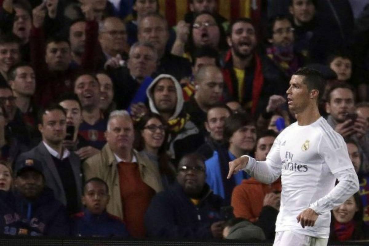 Barcelona sería sancionado por gritos homofóbicos a Cristiano