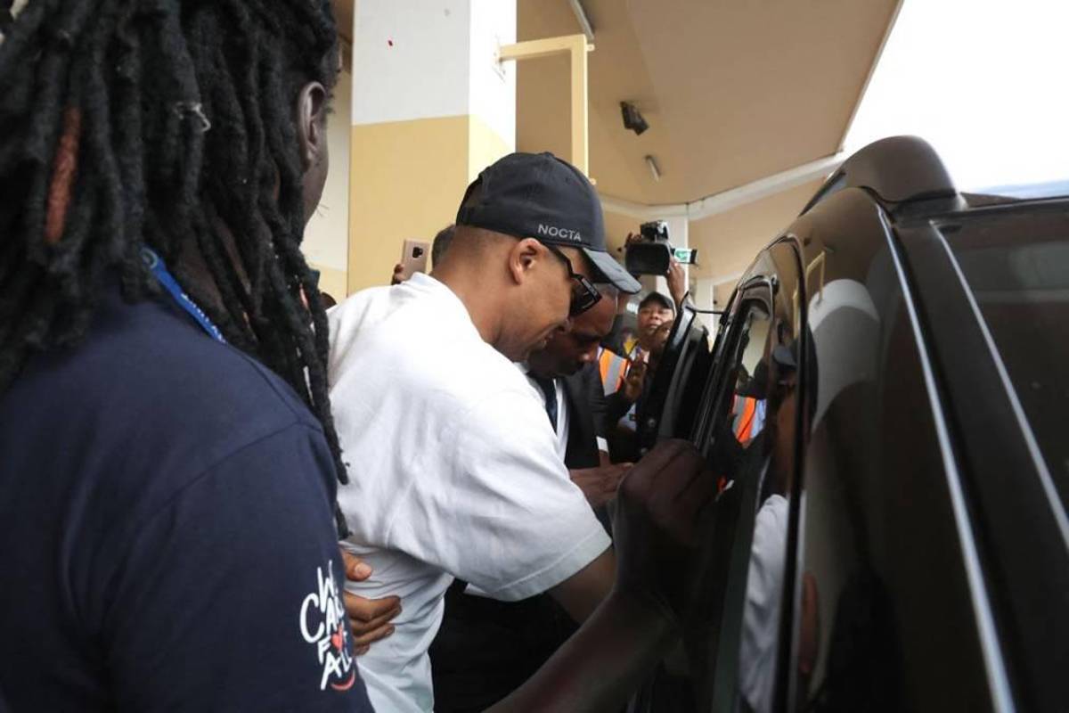 La respuesta de Mbappé sobre su futuro desde Camerún; causó locura en su primera vez que visitó la tierra de su padre