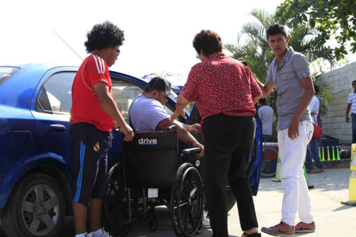 Gran Ambiente previo al Juego entre Honduras VS USA.
