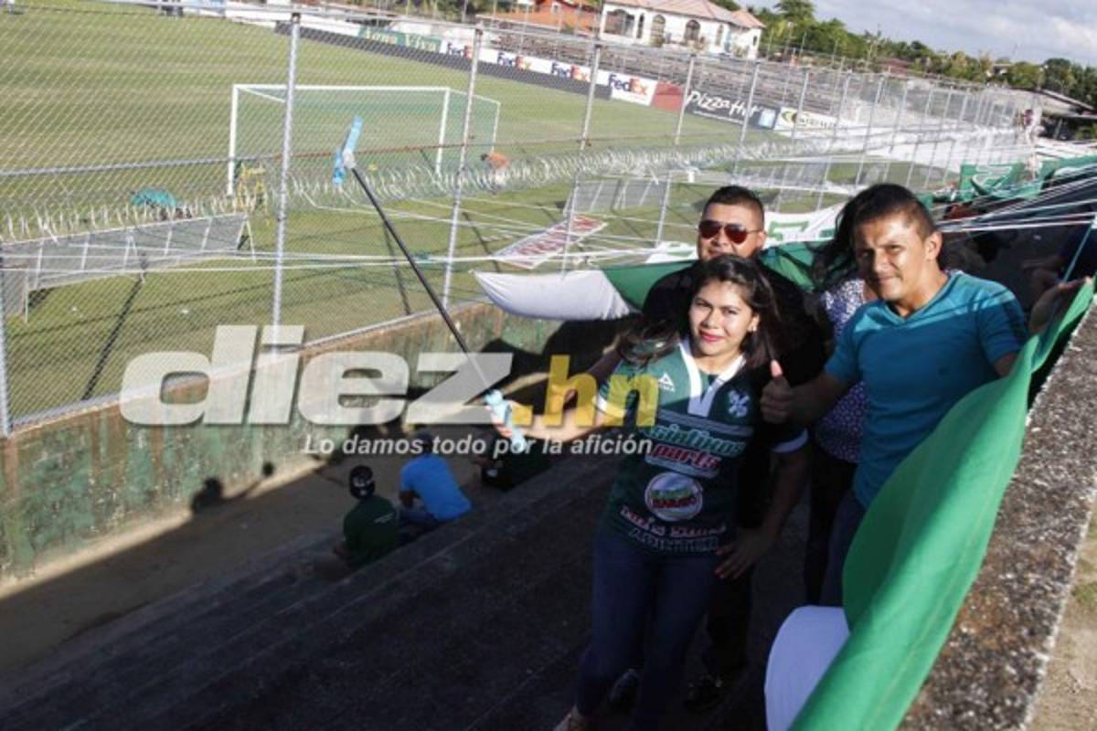 FOTOS: Así son las graderías móviles que se instalan en el Excélsior