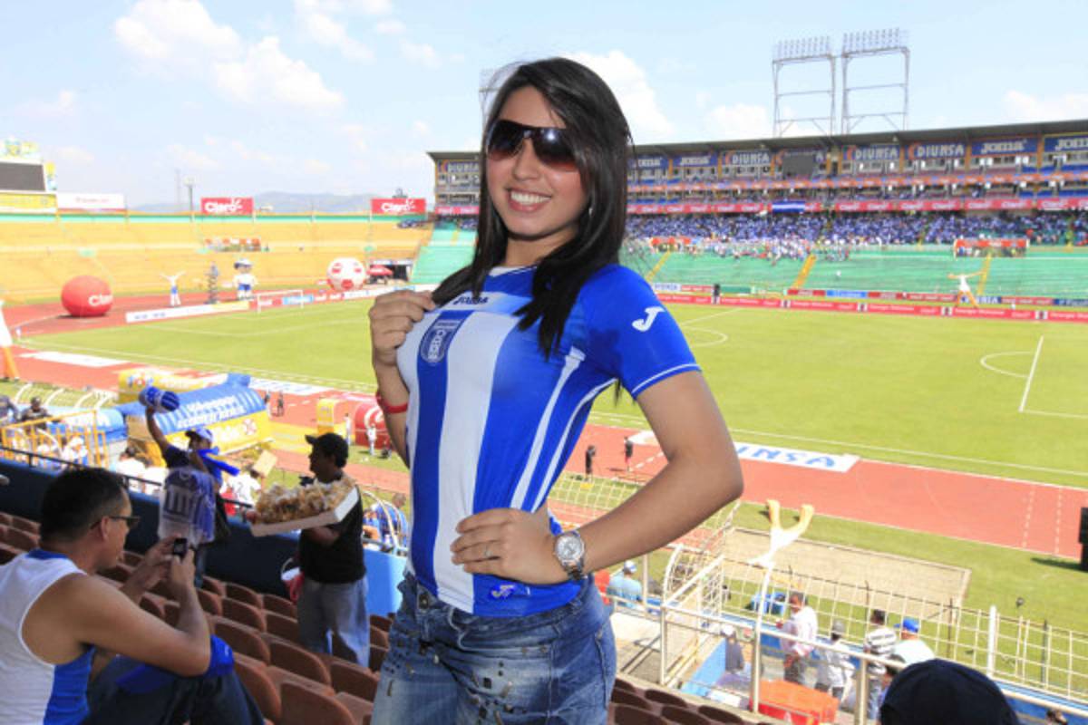 Gran Ambiente previo al Juego entre Honduras VS USA.
