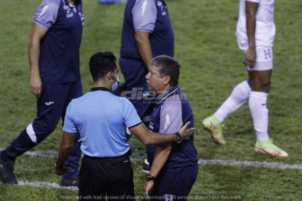 La noche que pintaba como fiesta y terminó en una pesadilla para 'Bolillo' Gómez en su debut con Honduras