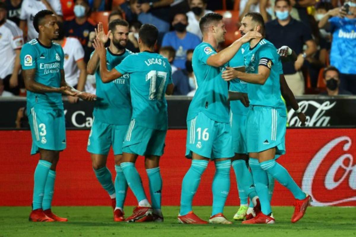 Remontada espectacular del Real Madrid ante el Valencia en Mestalla y son líderes en España