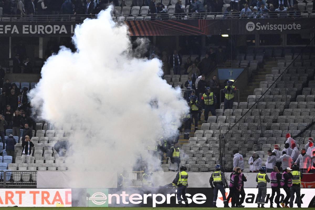 La Policía tuvo que intervenir en pelea de barristas, detenidos y expulsados en el Malmo y Unión Berlín por la Europa League