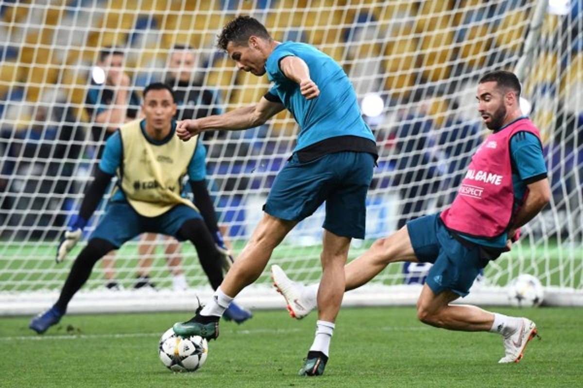 Locura, risas y belleza: Así fue el entrenamiento del Real Madrid a un día de la final de Champions
