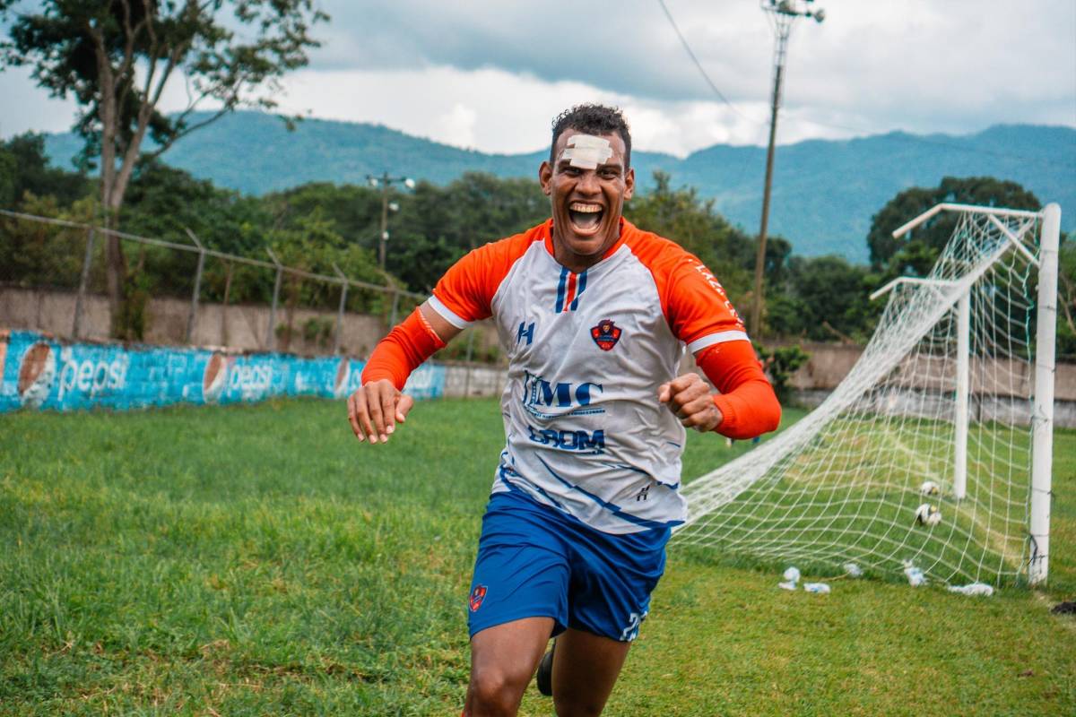 20 futbolistas que creías retirados y juegan en la Liga de Ascenso de Honduras... ¡el técnico mundialista en segunda!