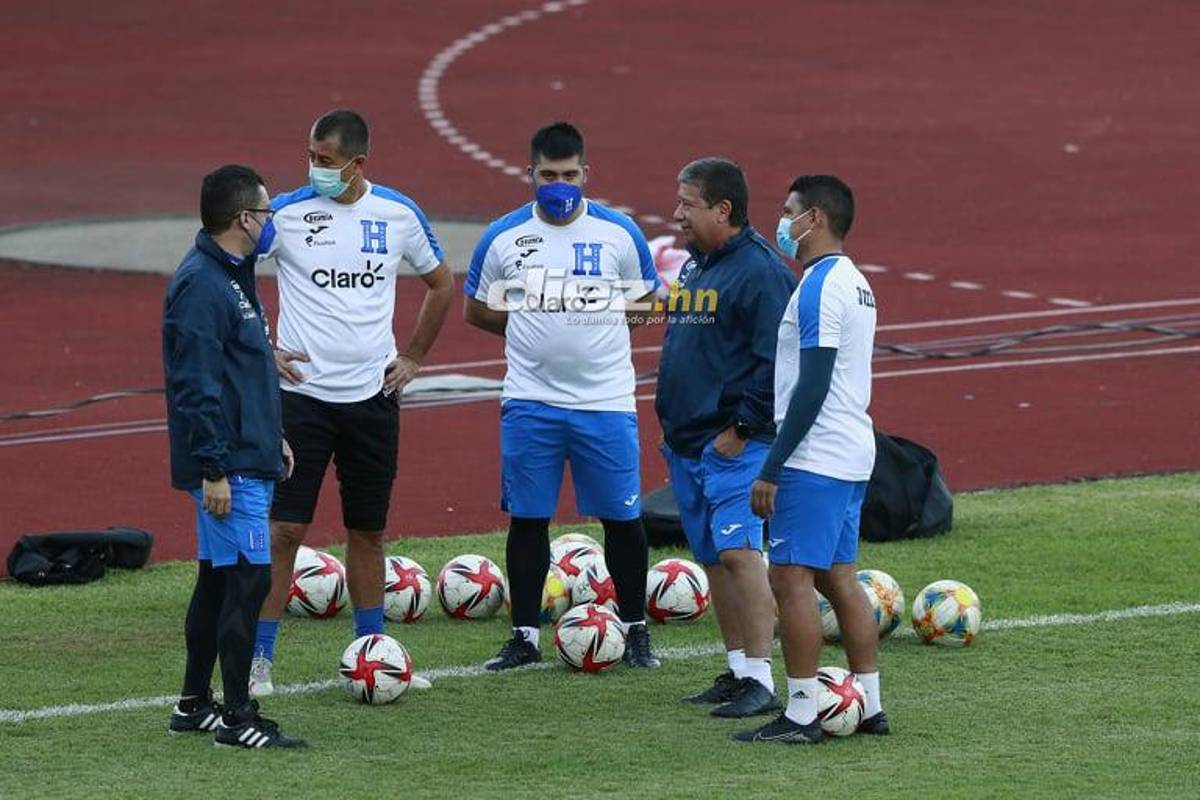 ¡Caras largas, pero también motivación! Las postales de entreno de Honduras de cara al juego con El Salvador