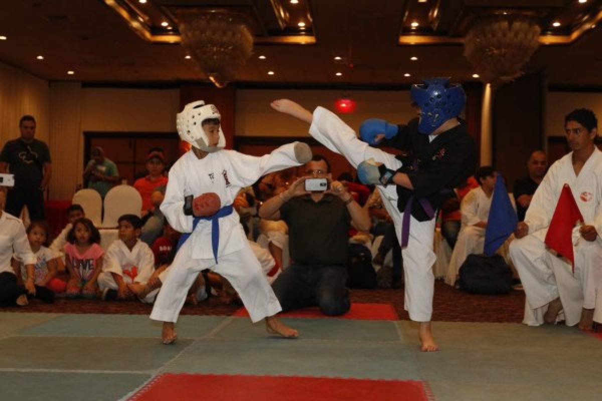 Se celebró la edición 38 Escuela de Karate Yuishinkan por Marco Tulio Díaz