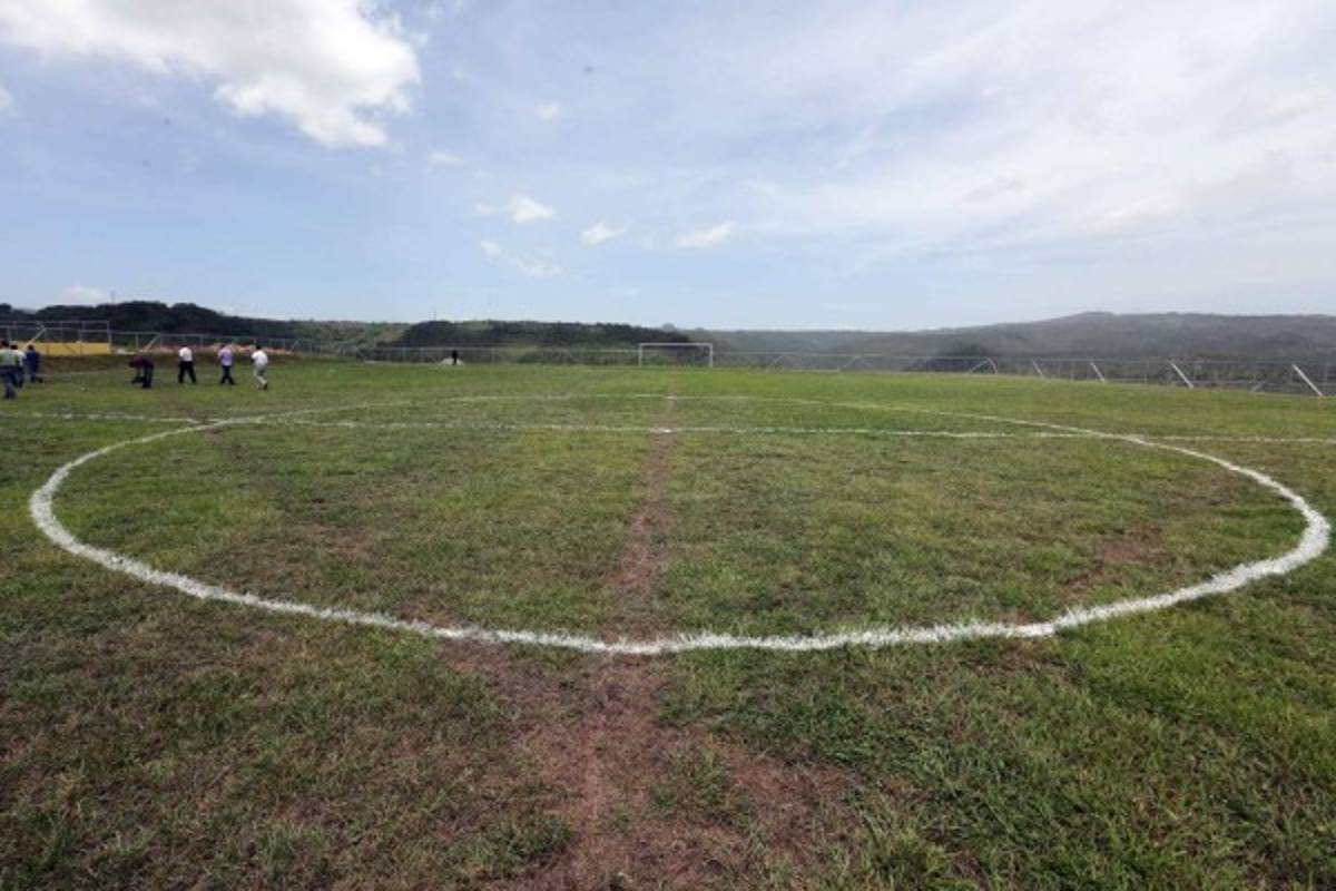 El precario Proyecto Gol de Honduras y el lujoso de Costa Rica