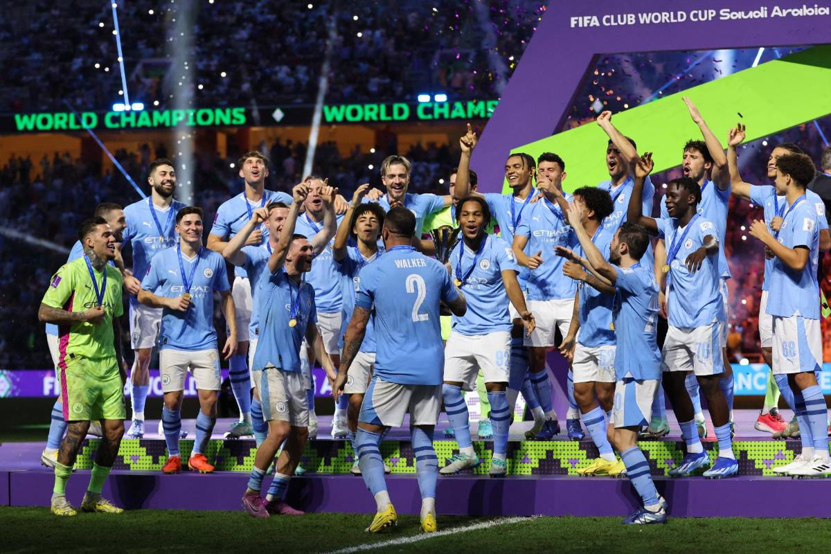 La pelea de Walker y Melo, el beso romántico de Haaland a Julián y el récord de Guardiola con el Manchester City