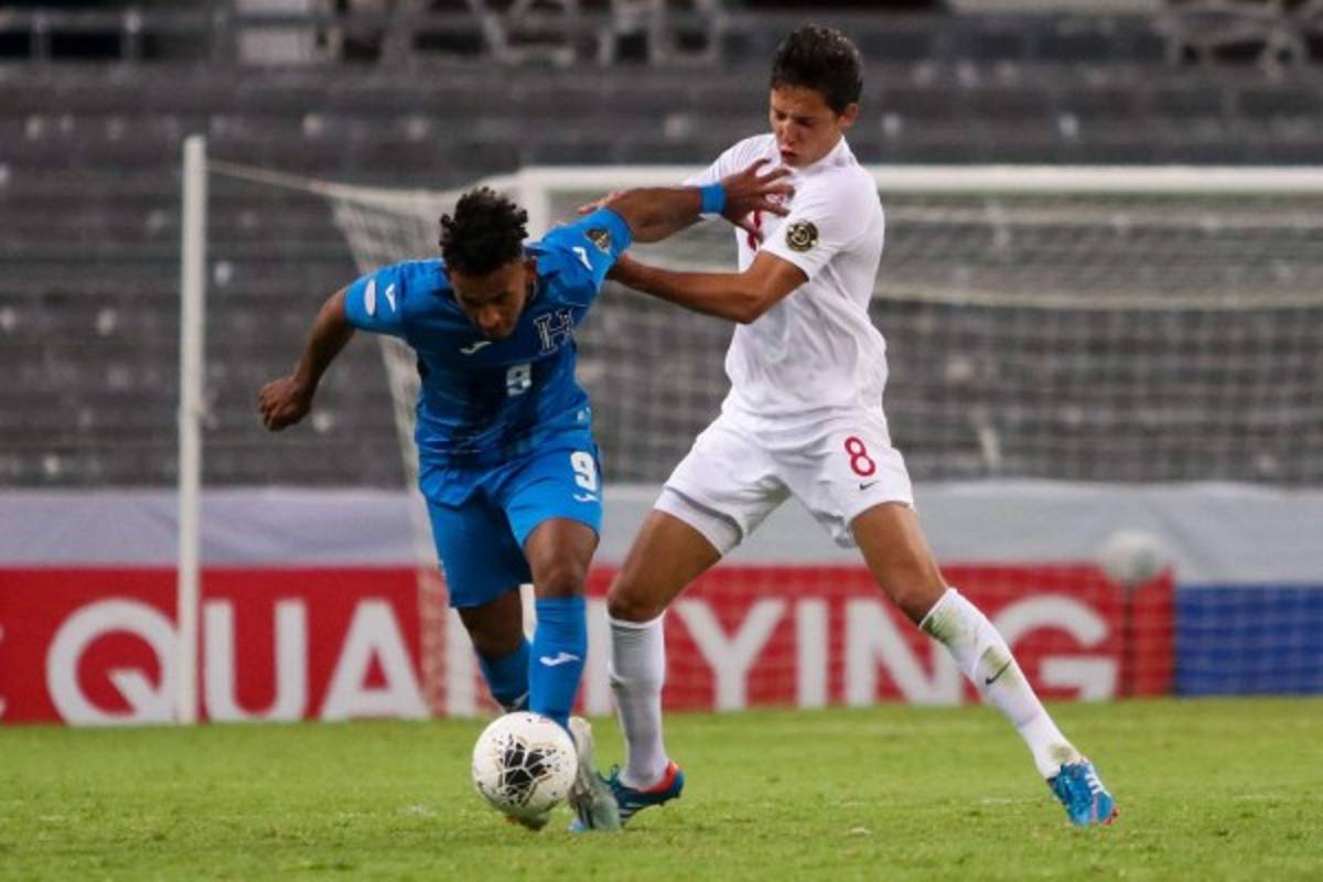 El llanto de Arriaga, el inesperado invitado en el Jalisco y conozcan al jugador sustituto de Kervin ante EEUU