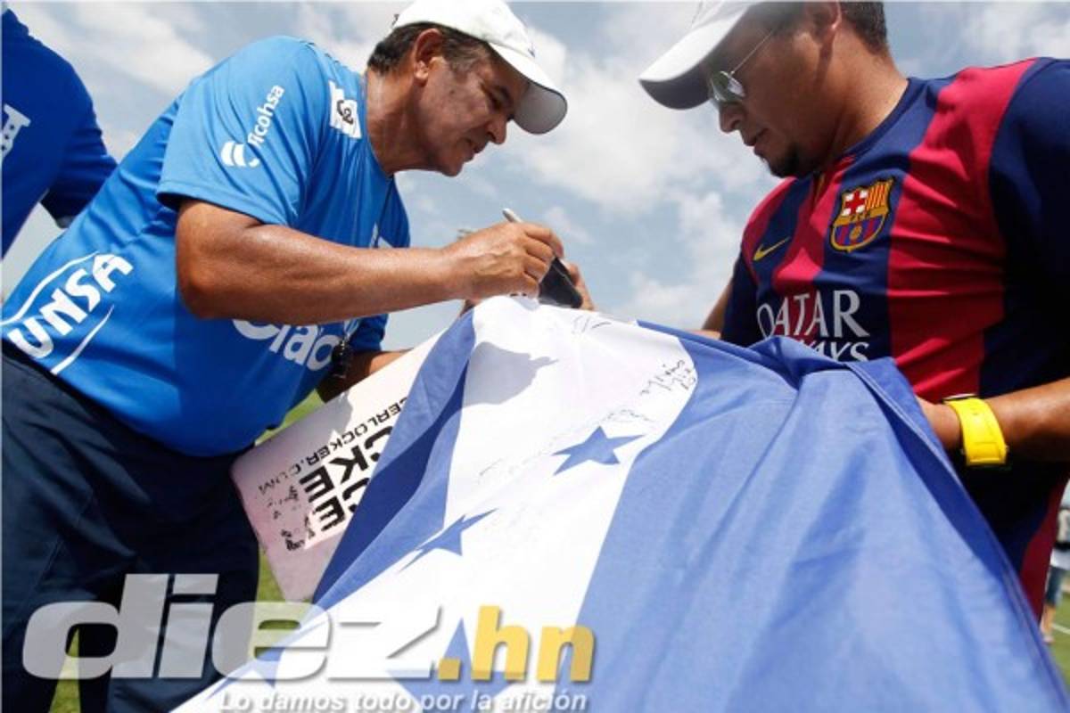 Selección hondureña recibe el apoyo de su afición en Dallas pervio debut en la Copa Oro