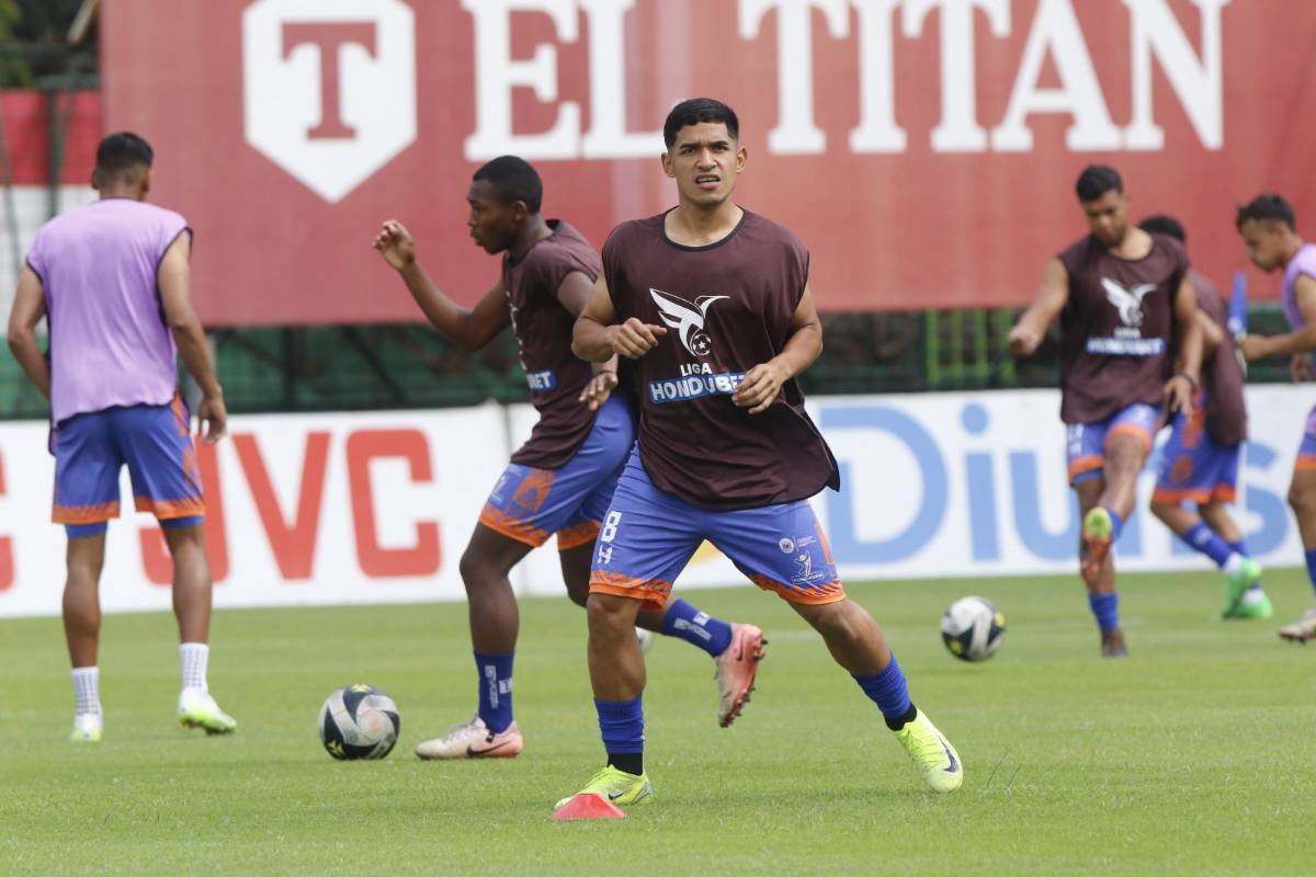 Frustración en Marathón, euforia en Lobos UPNFM y saludo cordial entre los técnicos