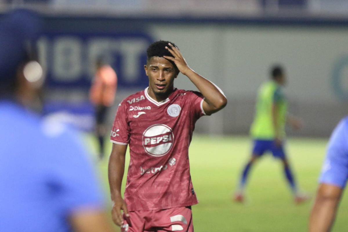 Primer diagnóstico de la grave lesión de Romario: cuánto tiempo estará sin jugar