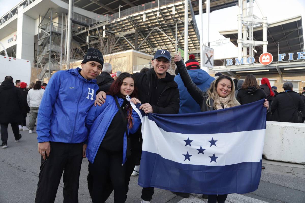 ¡Afición de Honduras se hace sentir en el frío Canadá! Los catrachos que llegaron al BMO Field por Nations League