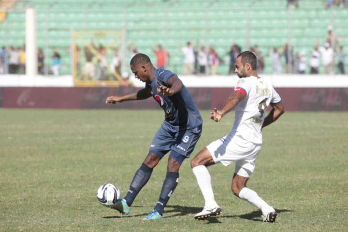 Olimpia se quedó con el clásico capitalino