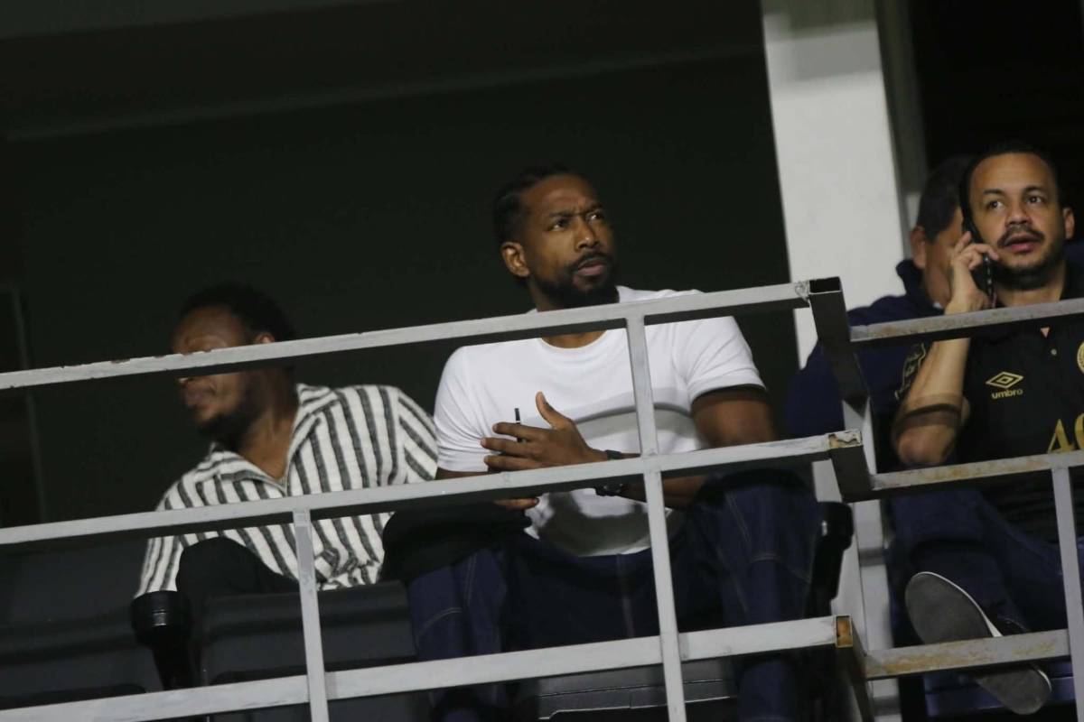 La desgarrada imagen de Bennett, otro error de Menjívar y las leyendas