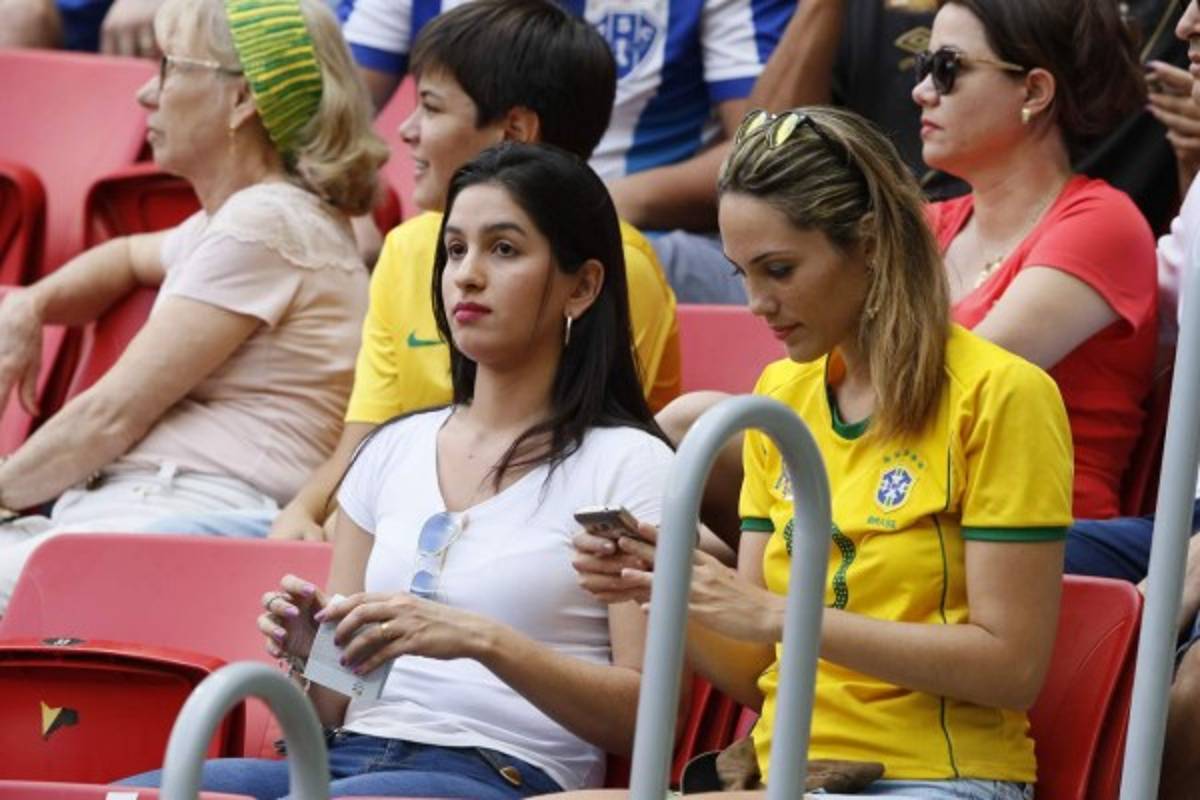 BELLEZAS: Las mujeres que engalanaron el Honduras-Argentina de Rio-2016