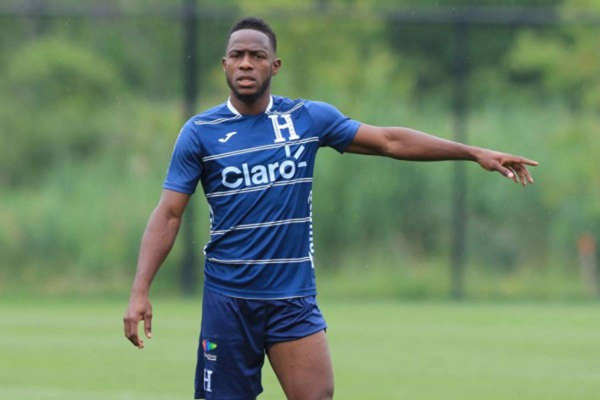 El revolucionado 11 de Eduardo Bennett para la batalla final Honduras-Australia