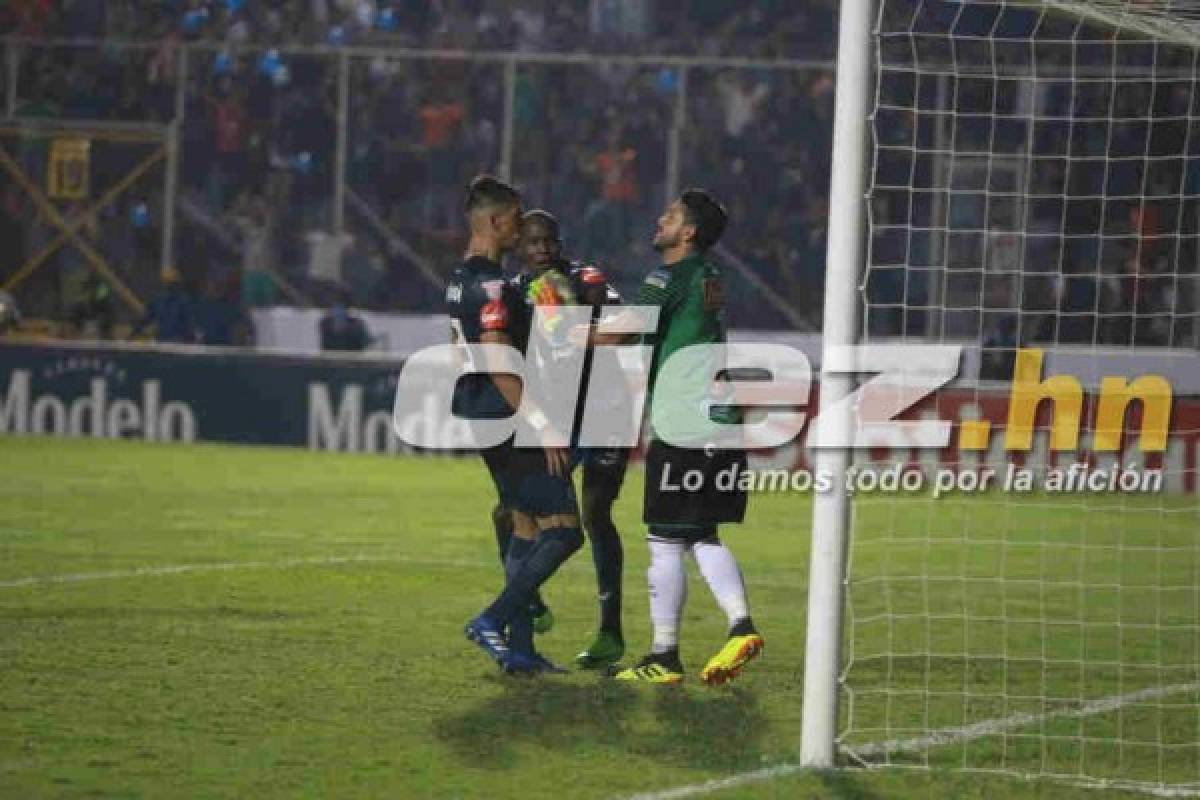 NO SE VIO EN TV: El drama de los jugadores de Motagua y la inolvidable pancarta en gradería