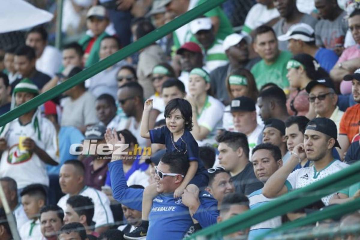 NO VISTE EN TV: La chica del escote, bellezas y ambientazo en el Excélsior