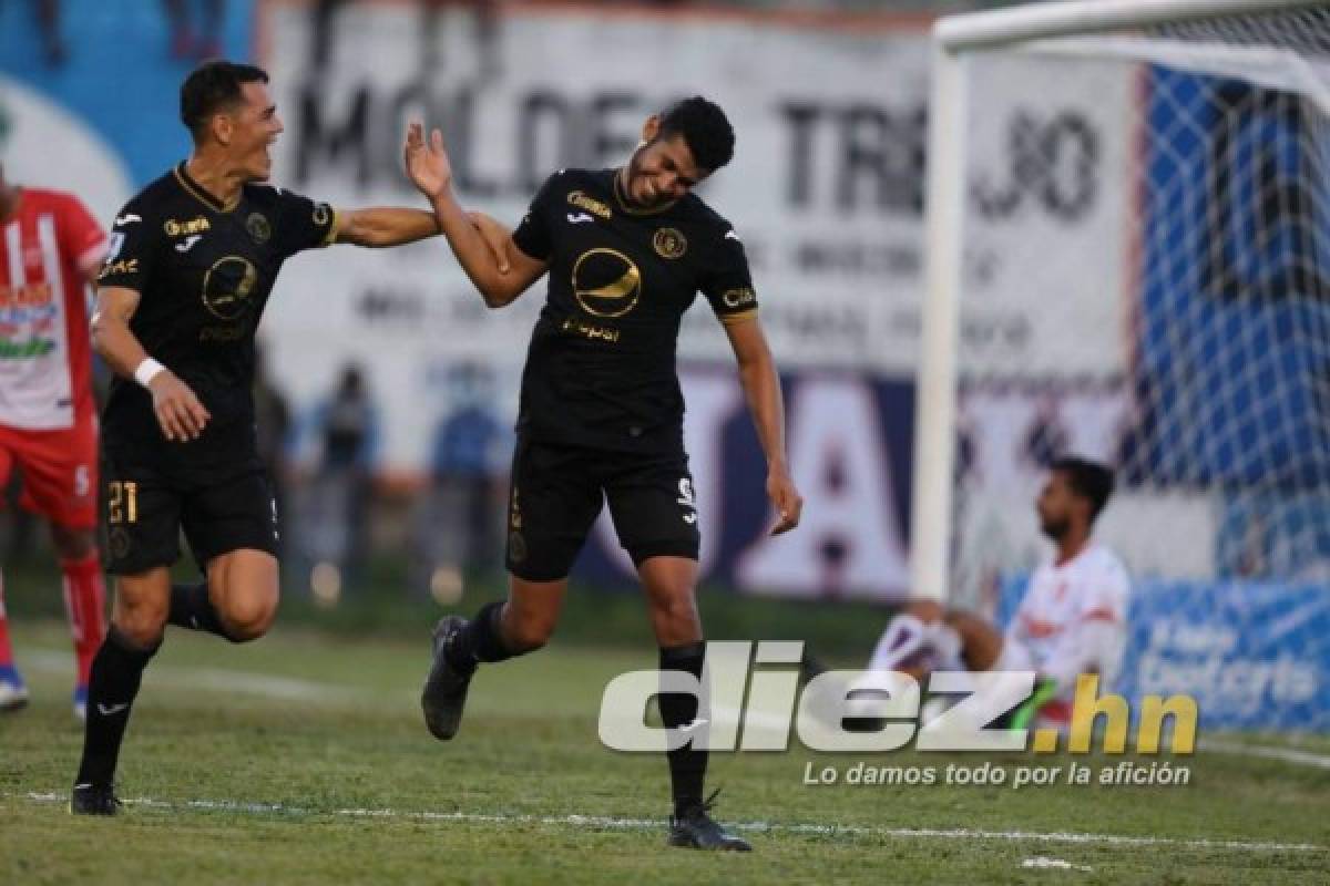 Lo que no viste en TV en la jornada 9: bellezas, beso apasionado de Pereira ¡y graves heridas a dos jugadores!