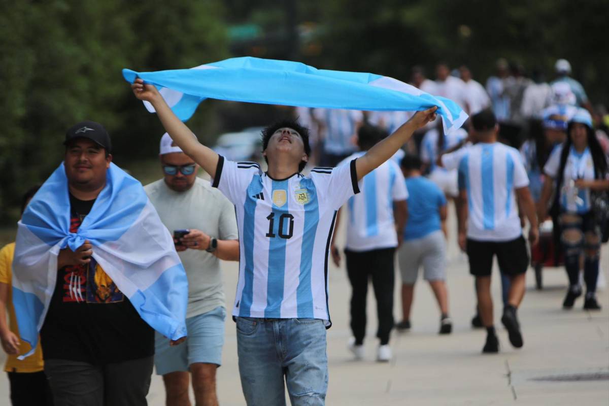 La belleza argentina, la que mostró demás, los asiáticos con la camiseta de Messi y la famosa hondureña en Copa América