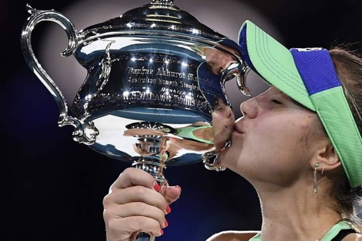 Sofia Kenin sorprende a Muguruza y se queda con el Australian Open femenino &nbsp;&nbsp;