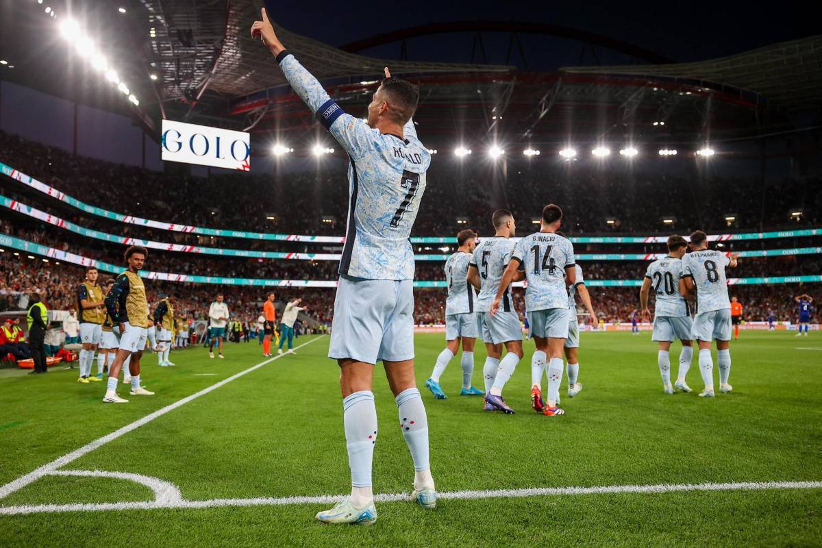 Cristiano hizo dedicatoria especial y rompió en llanto con su gol 900; Pepe recibe homenaje y mensaje de Real Madrid