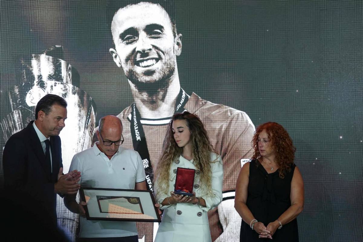 Cristiano Ronaldo impactado: el gesto con la esposa de Jota, el tatuaje que siempre recordará a Diogo y el nuevo 21 de Portugal