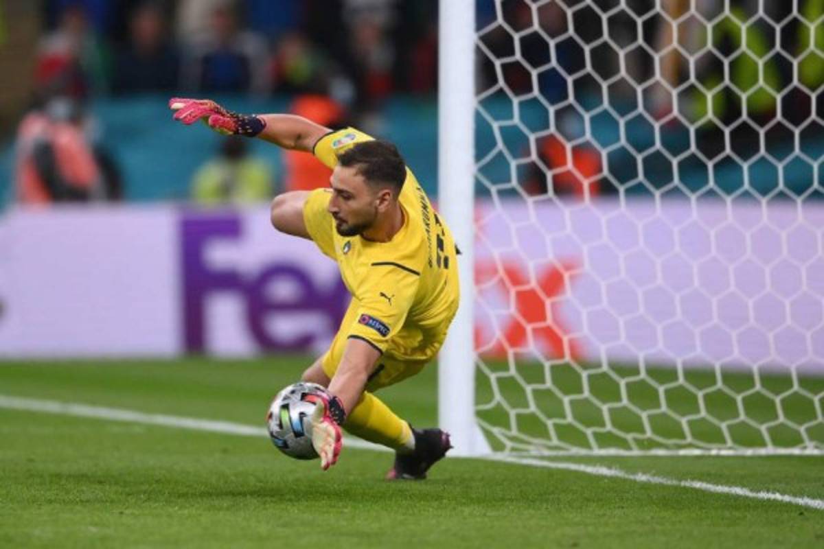 Día de locura y éxtasis en la Eurocopa: Italia despacha a España en tanda de penales