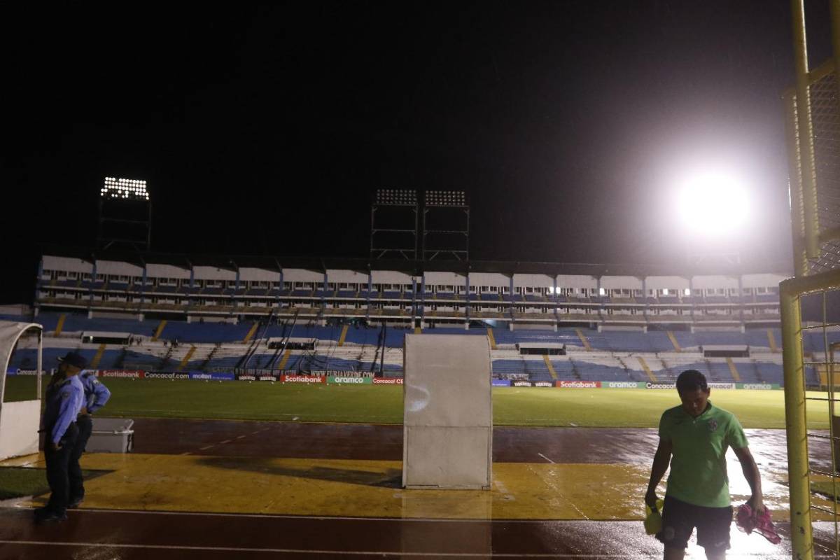 ¿El partido más largo de la historia? Marathón y Luis Ángel Firpo protagonizaron un show de apagones en el Olímpico