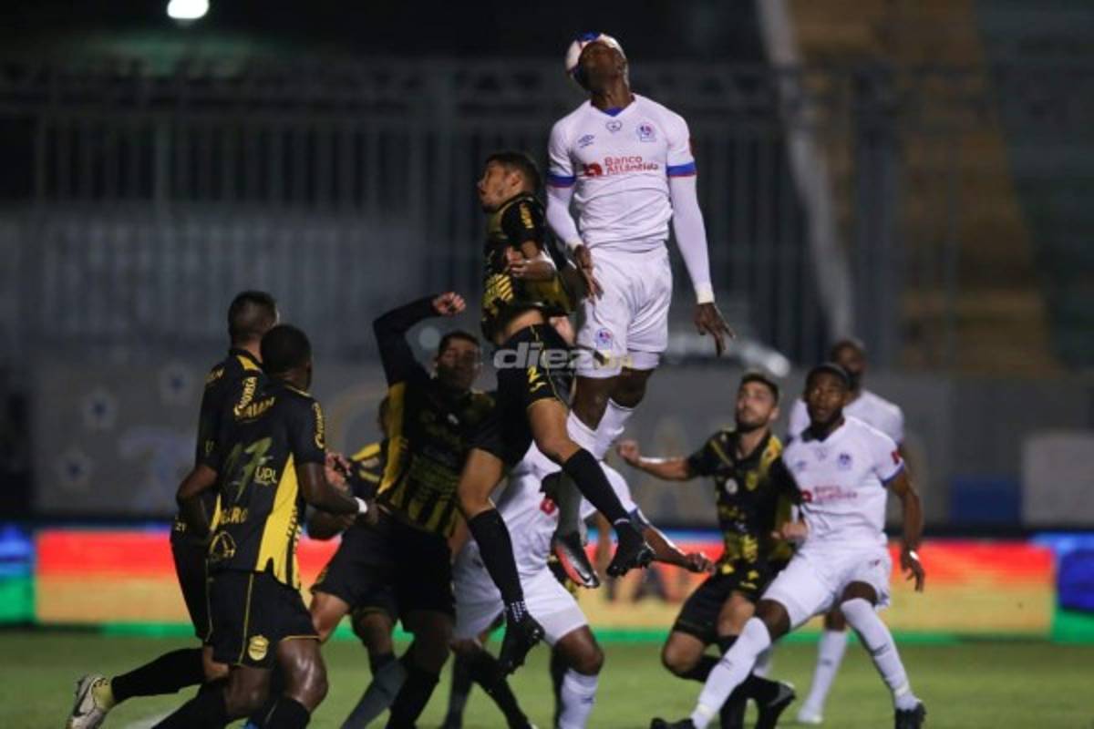 El fuerte calentón entre Rocca y Bengtson, la emotiva pancarta de Agámez y los golpes en El Progreso