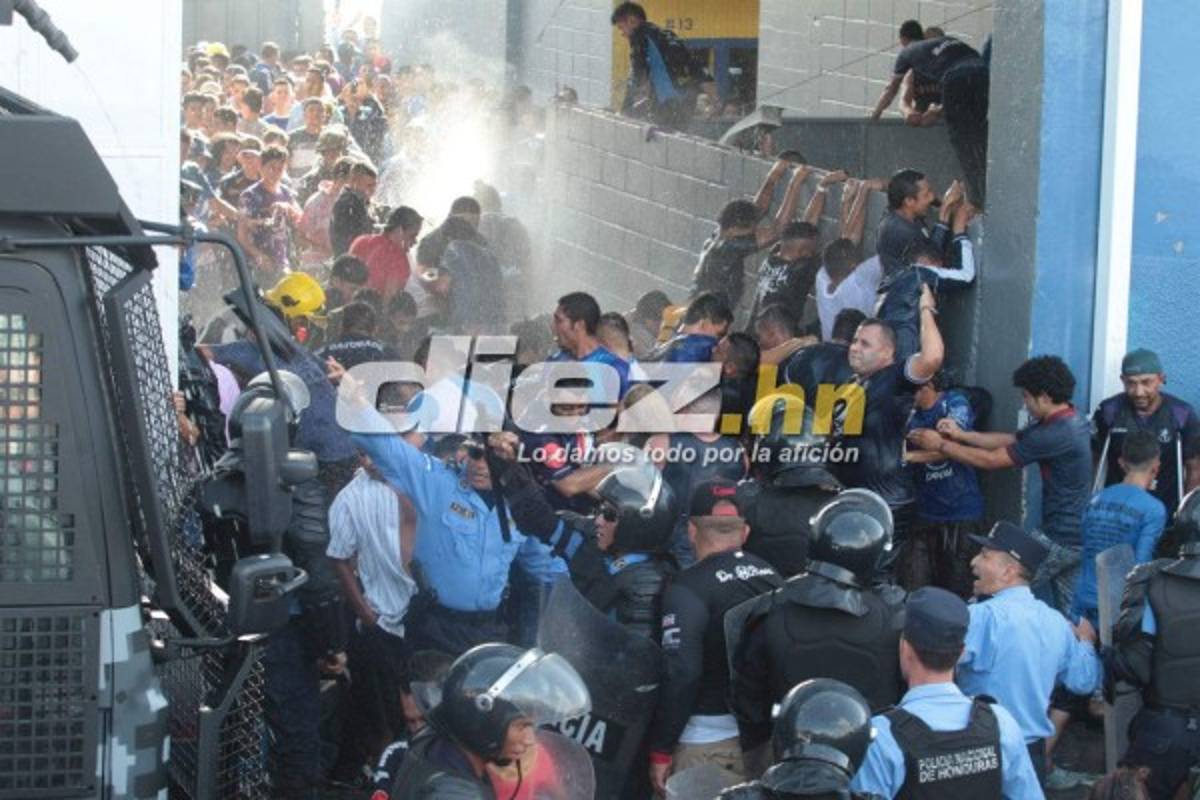 Impactantes: Las fotos de la tragedia y los minutos de terror en el Nacional