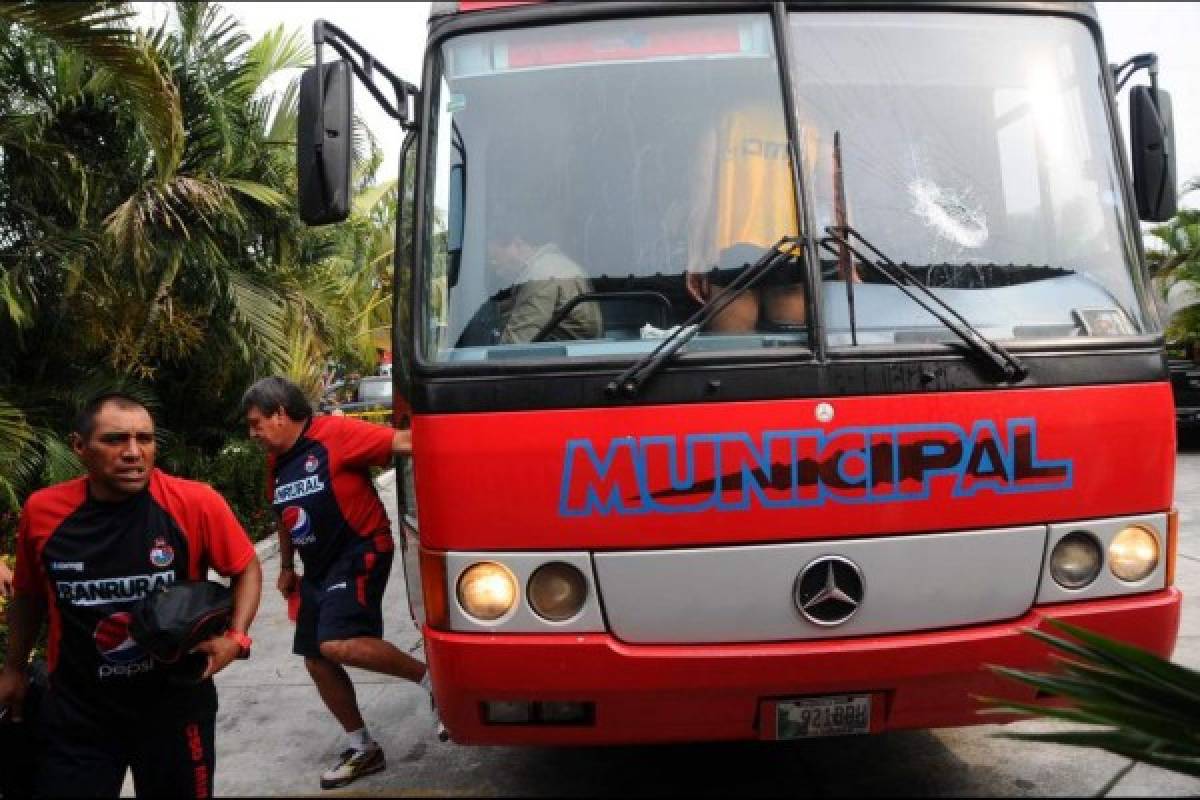 Los autobuses más icónicos de los clubes centroamericanos