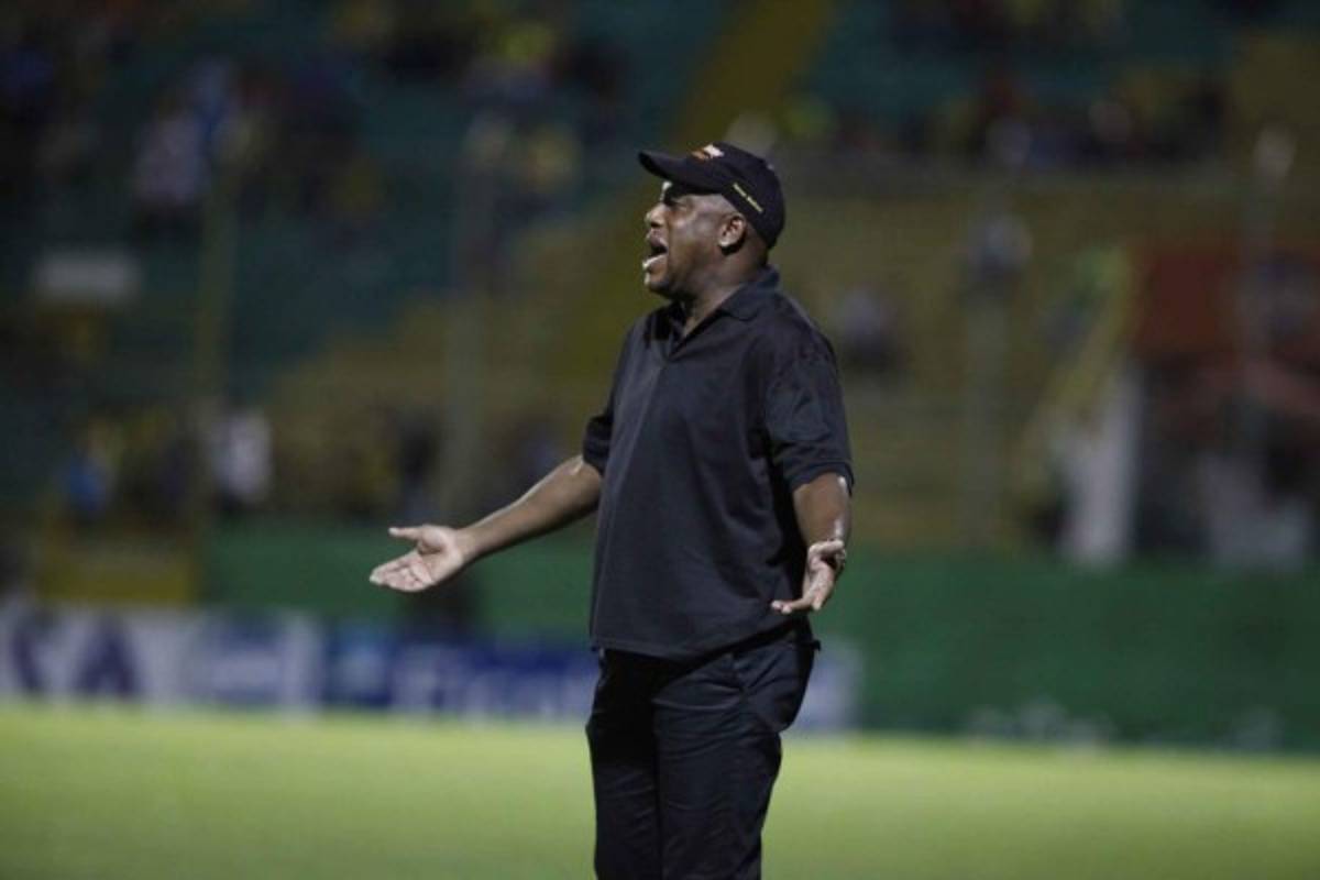 ¡Puesto disponible! Técnicos que podrían dirigir al Real España