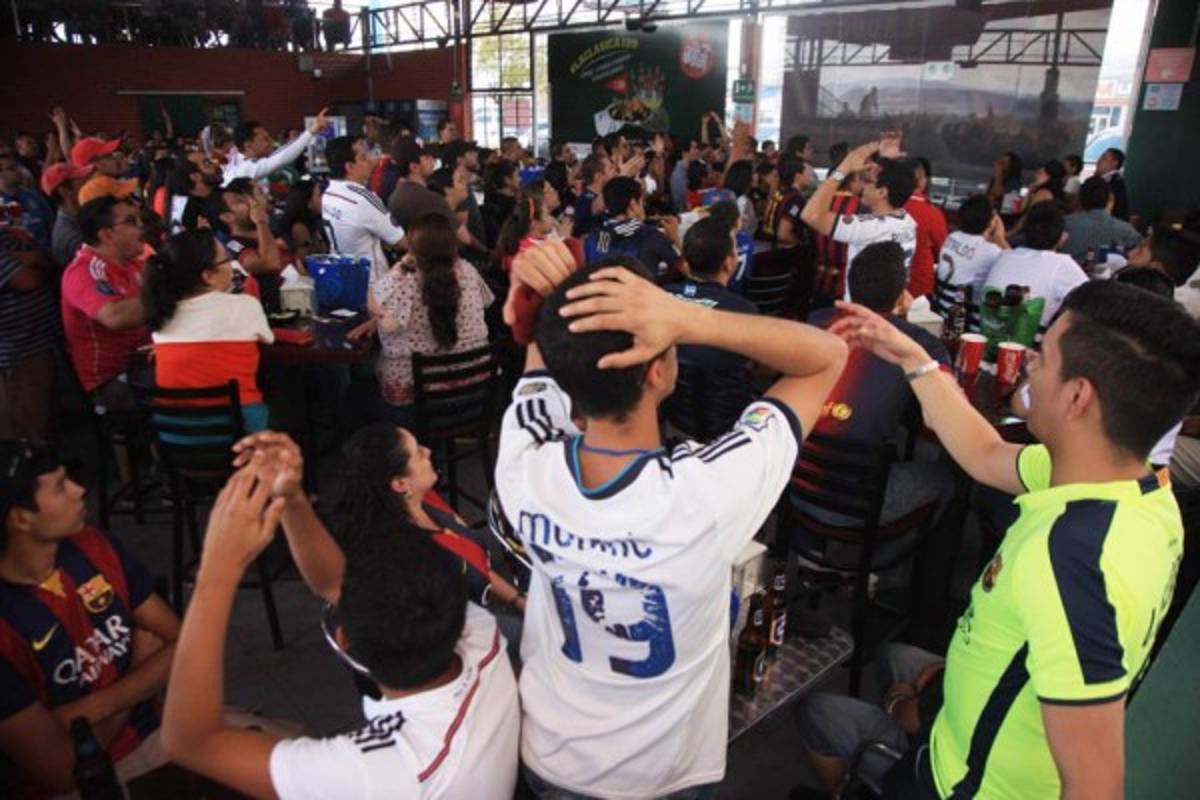 Ambientazo en Honduras con el clásico Barcelona-Real Madrid