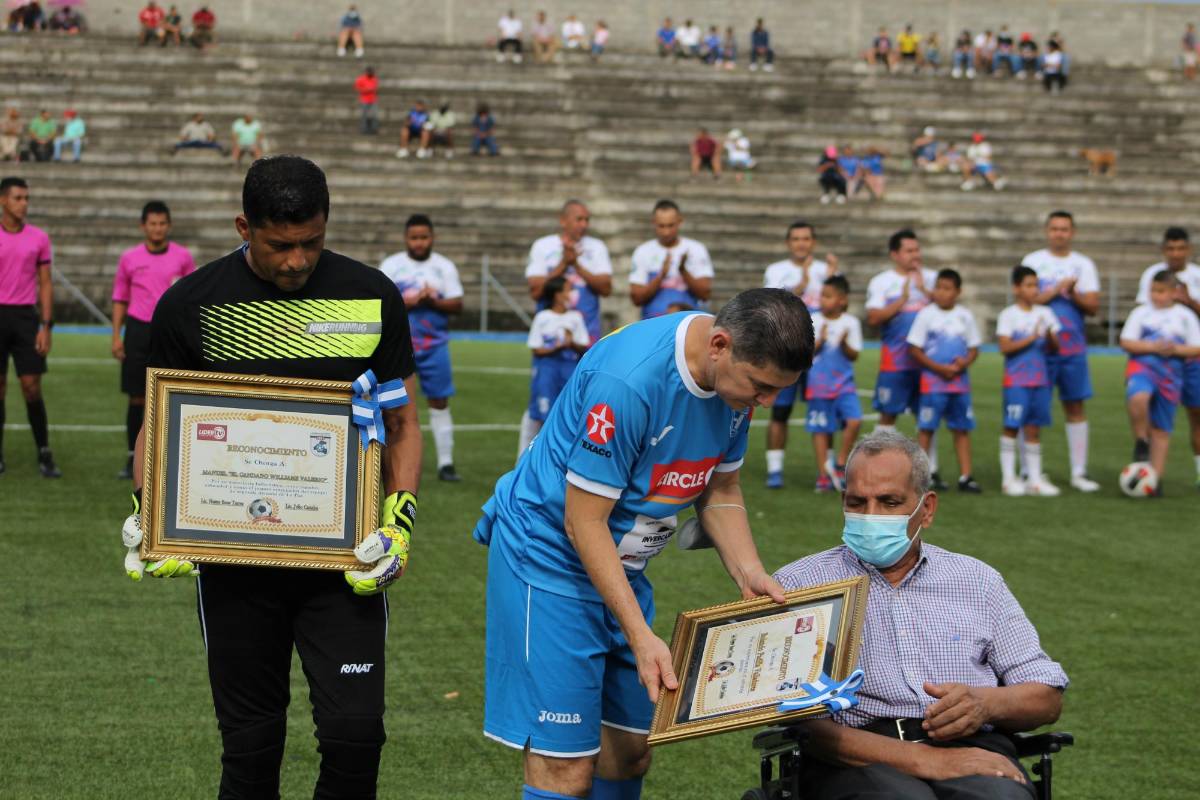 Amado Guevara regresa a Honduras: Mundialistas y figuras hondureñas se reúnen en juego de Leyendas en La Paz
